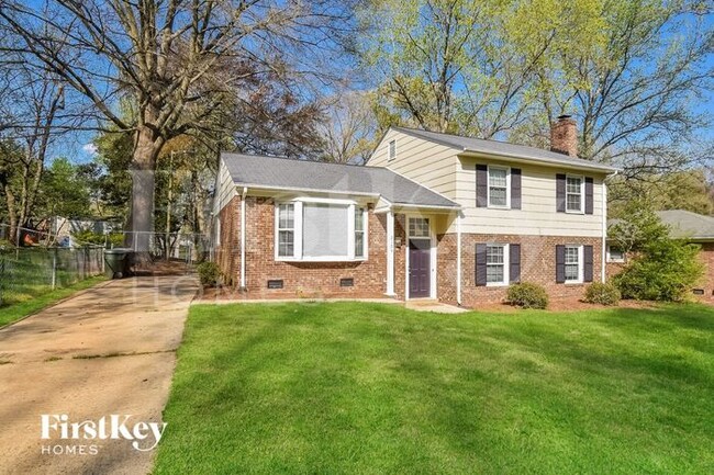 Primary Photo - 2104 Gracewood Dr