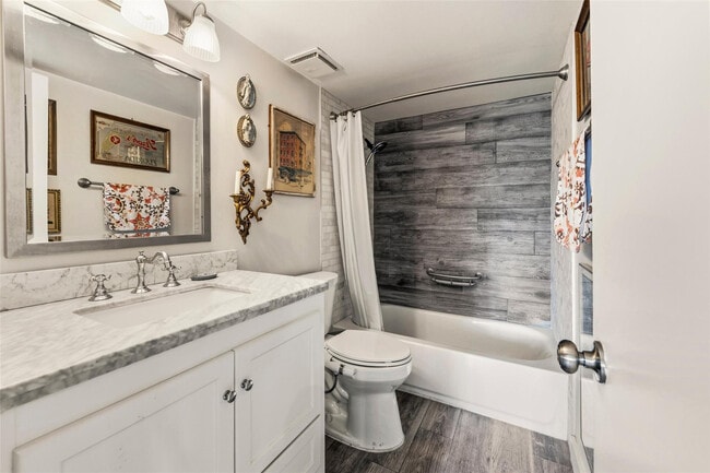 Building Photo - 2136 SW 81st Way