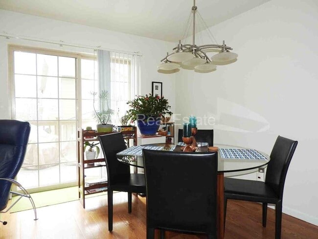 Building Photo - 8410 E 29th Ave