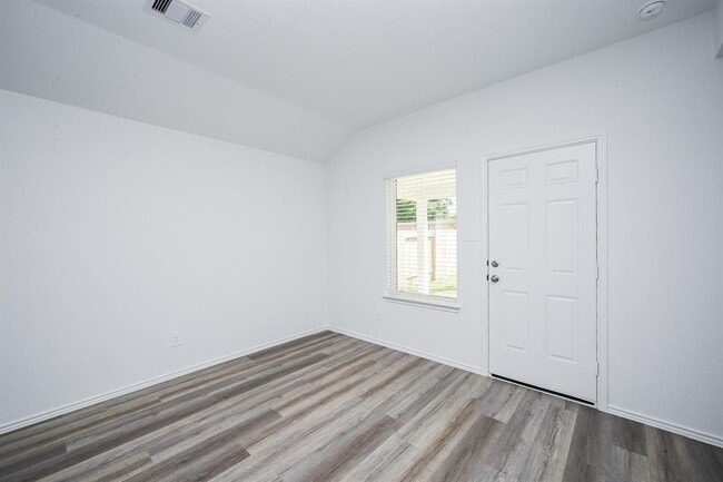 Building Photo - 16738 Paintbrush Holw Ln
