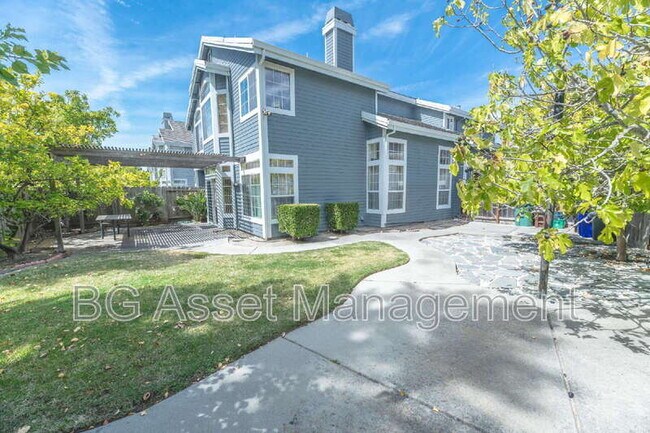 Building Photo - 176 Scotts Valley