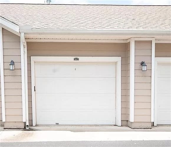 Building Photo - 4261 NE Meadow Creek Cir