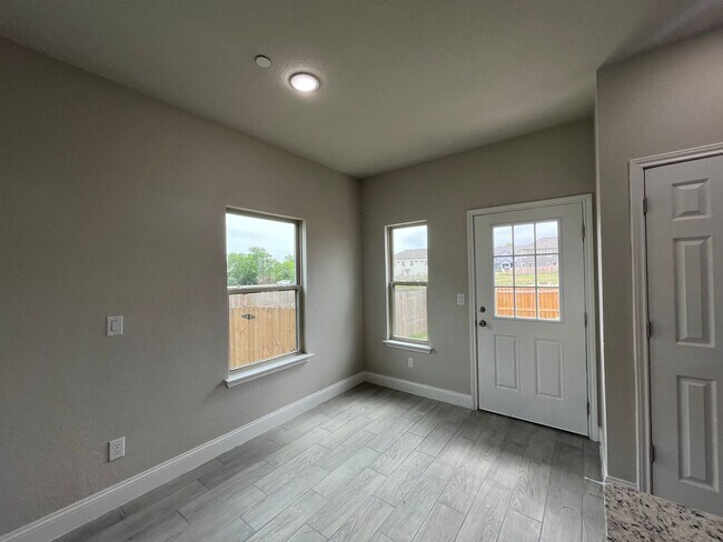 Building Photo - 13207 Reid Mdws