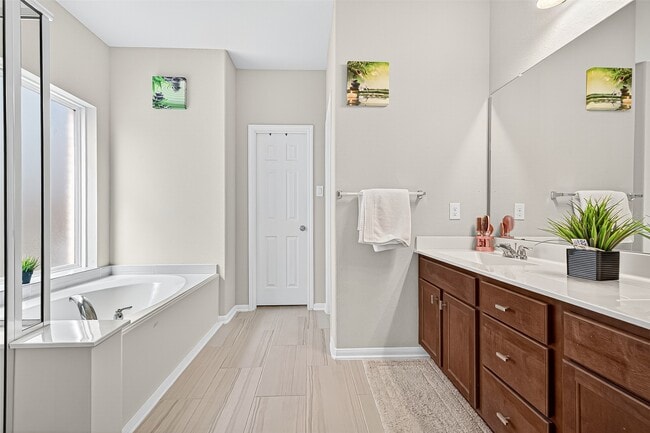 Building Photo - 21319 Tropisea Dr