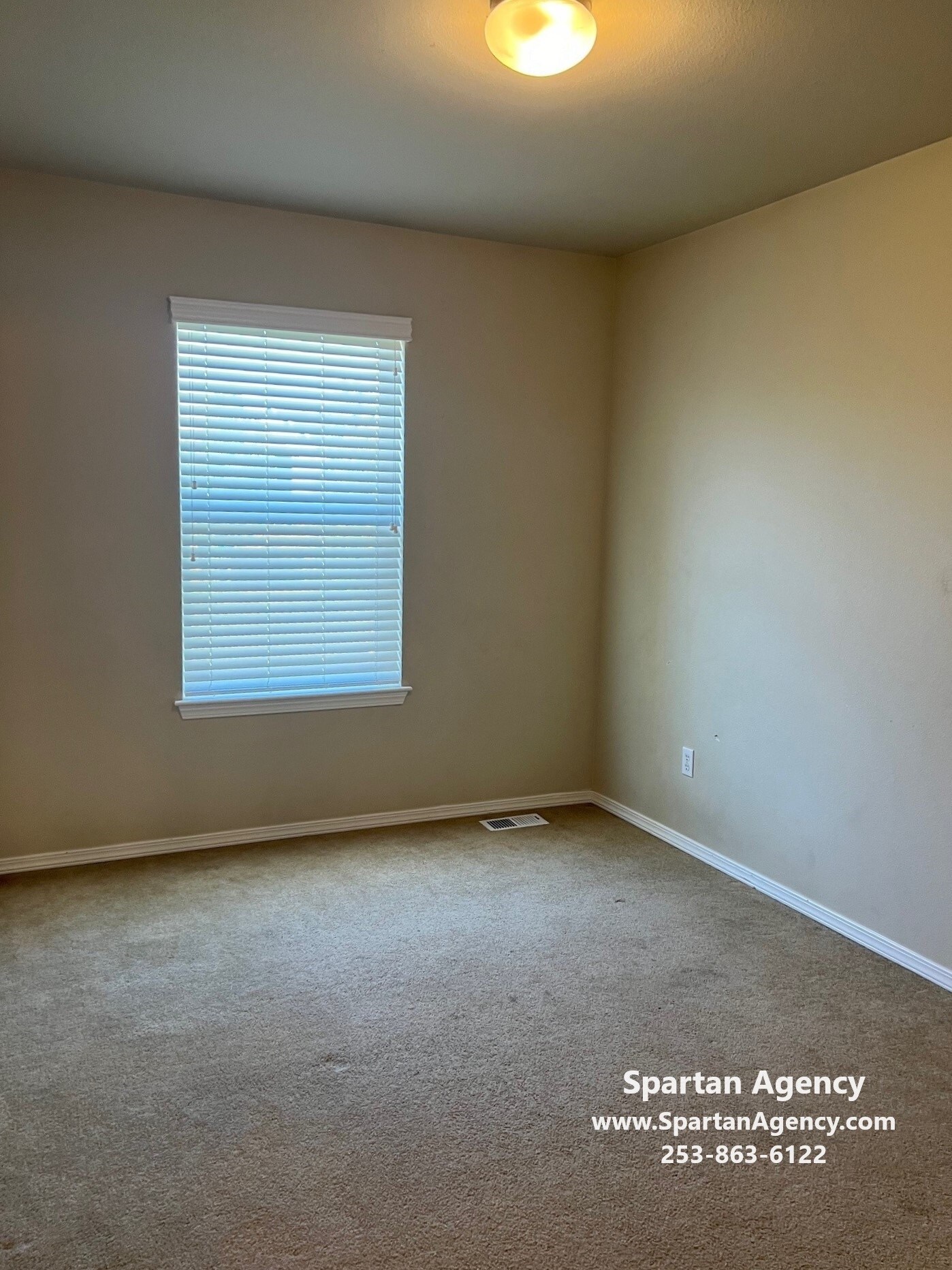 Building Photo - 18302 114th Ave E