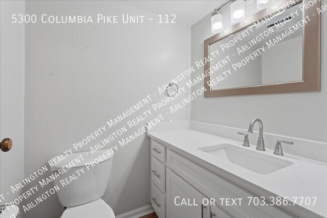 Building Photo - 5300 Columbia Pike