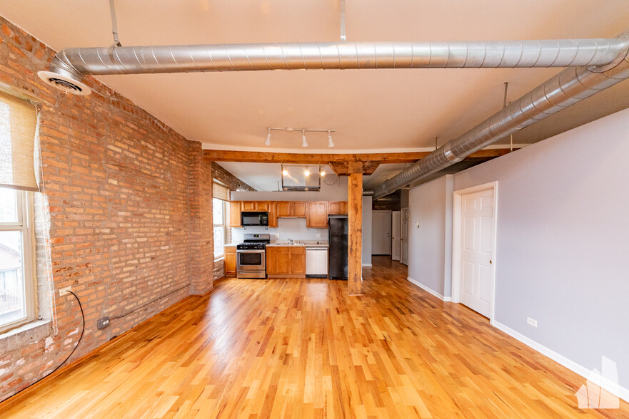 Building Photo - 1816 S Bishop St