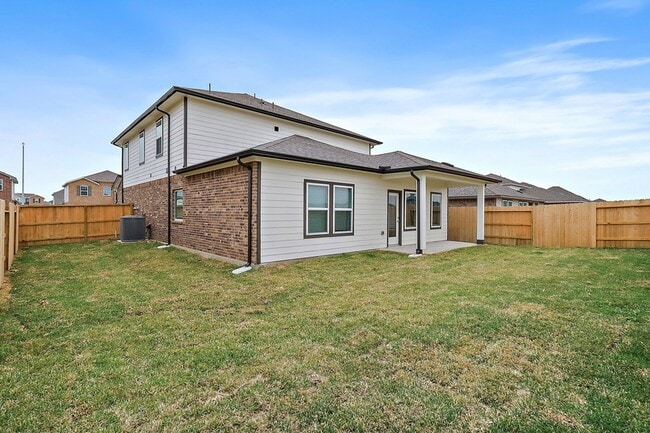 Building Photo - 12039 Meandering Strm Dr