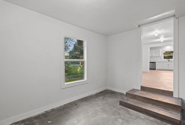Building Photo - 3 bedroom on large lot