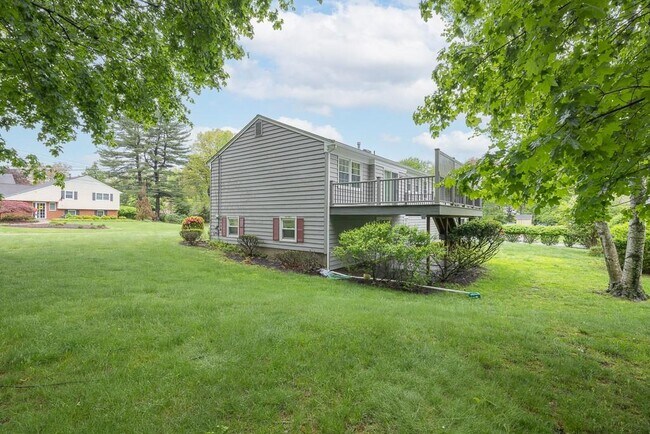 Building Photo - 12 Gerken Dr