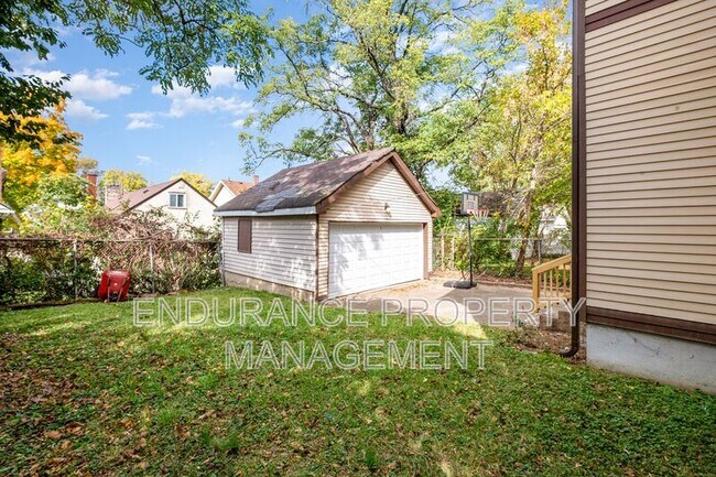 Building Photo - 2128 Crane Ave