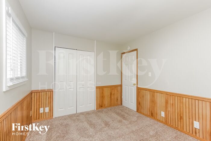 Building Photo - 1281 Tree Top Ln