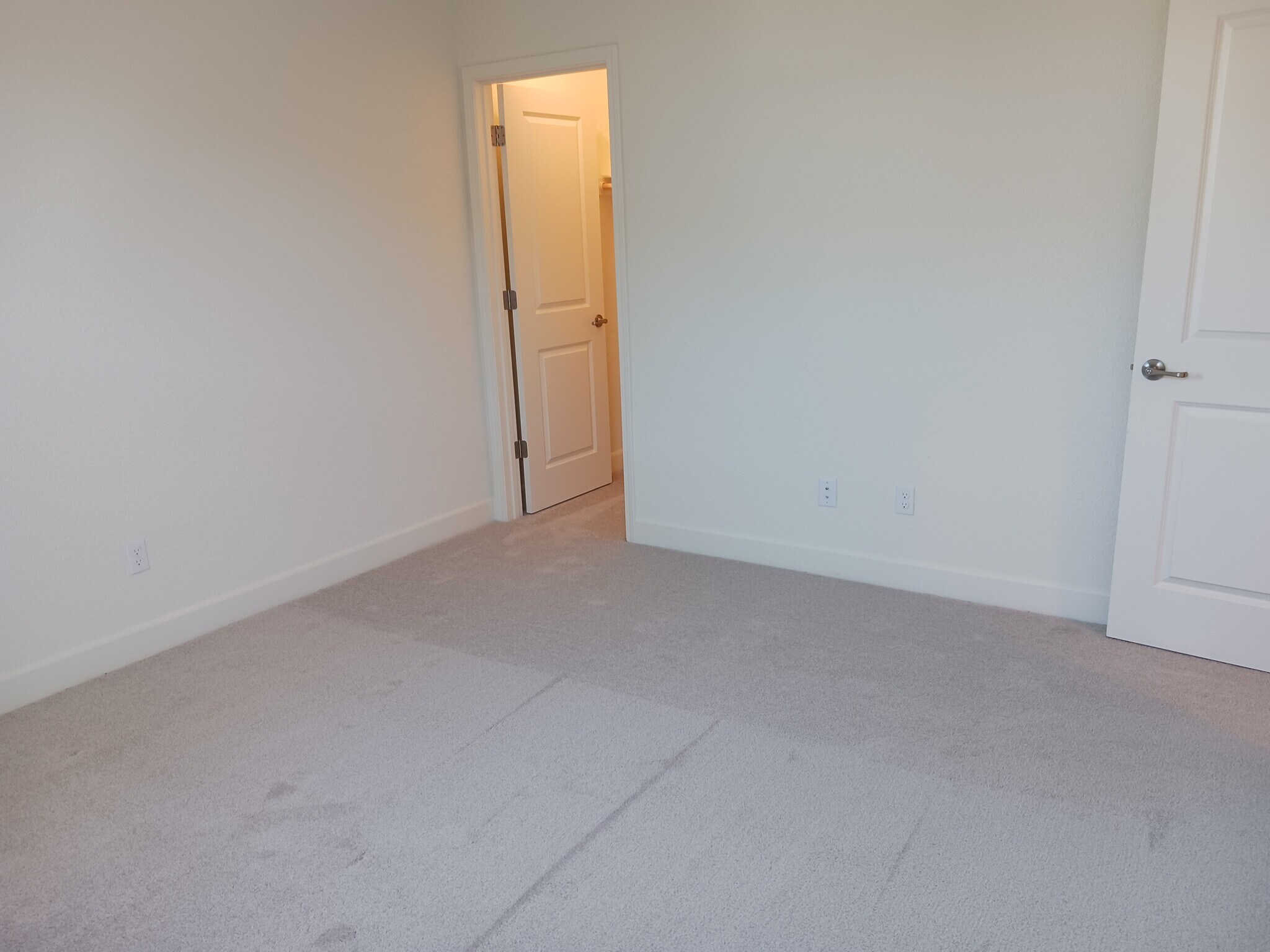 Building Photo - 103 Pilot Peak Dr