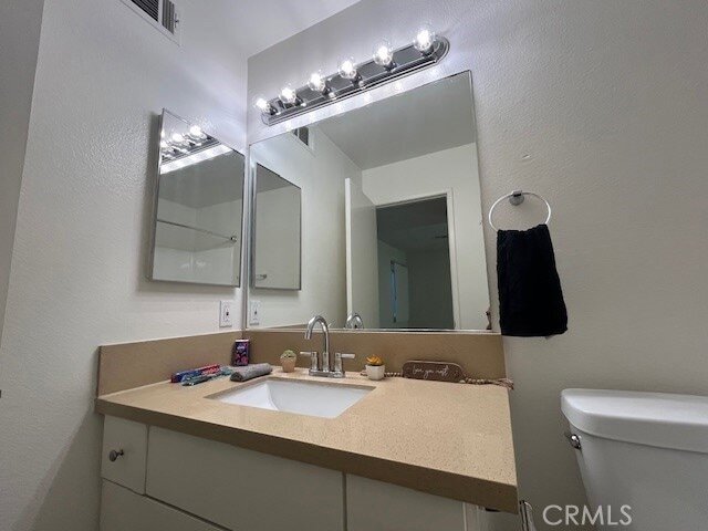 Building Photo - 44220 San Pablo Ave