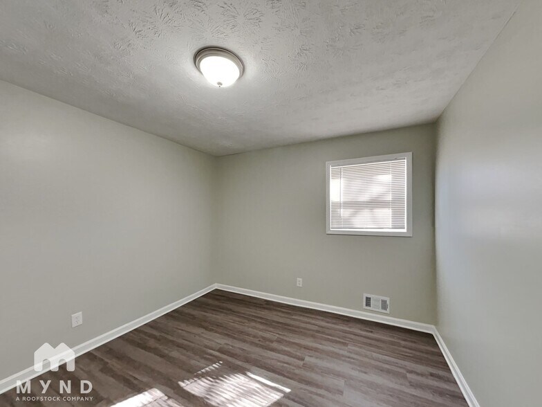Building Photo - 104 Wilburn Dr