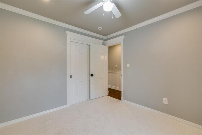 Building Photo - 2725 NW 68th St