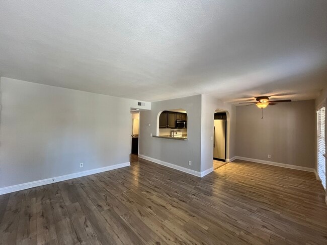 Building Photo - 1312 Bass Dr