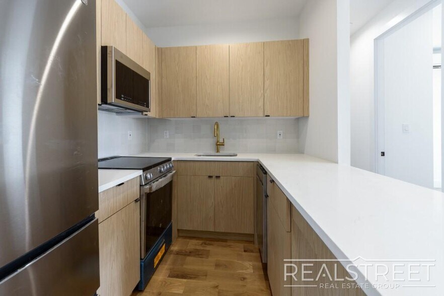 Building Photo - Brand New Residences with Modern Finishes ...