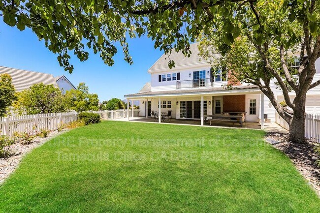 Building Photo - 36475 Avenida La Cresta