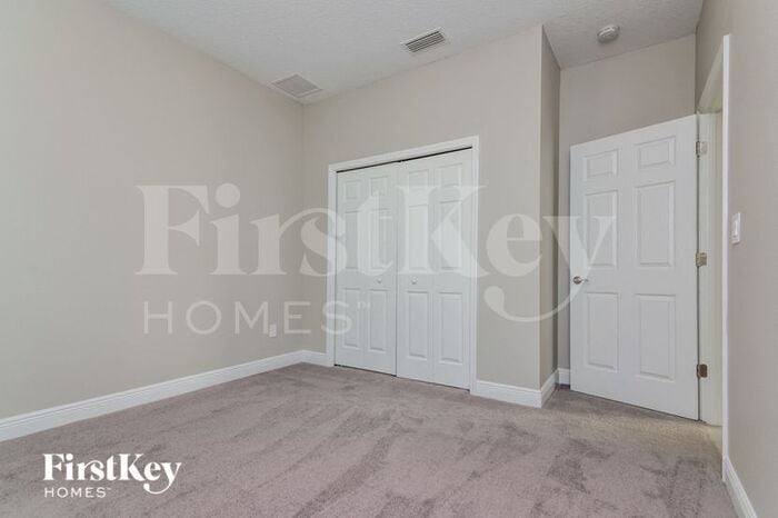 Building Photo - 6132 Colmar Pl