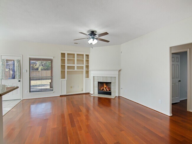 Building Photo - 30 Jewelsford Dr