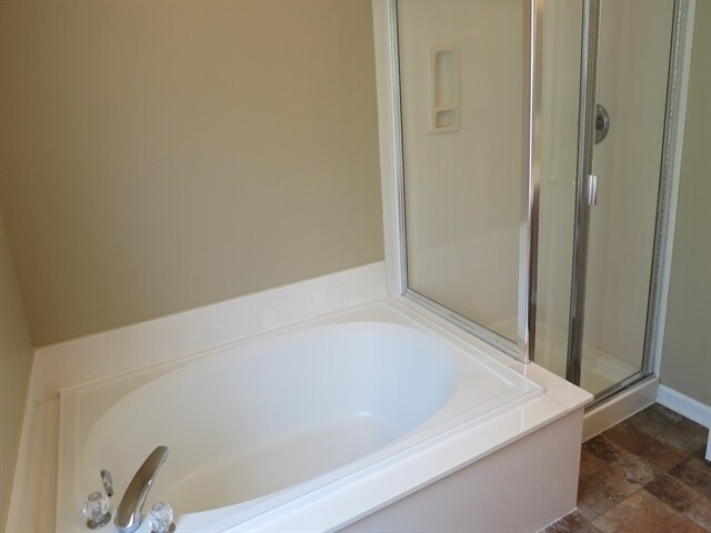 Building Photo - 6702 Meadow View Ct
