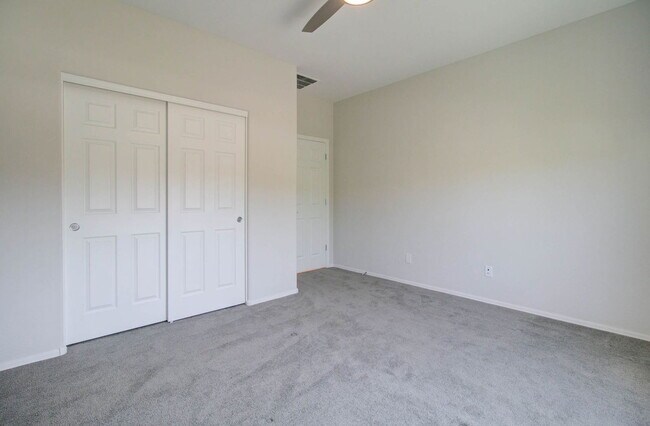 Building Photo - 6570 W Sonoma Way