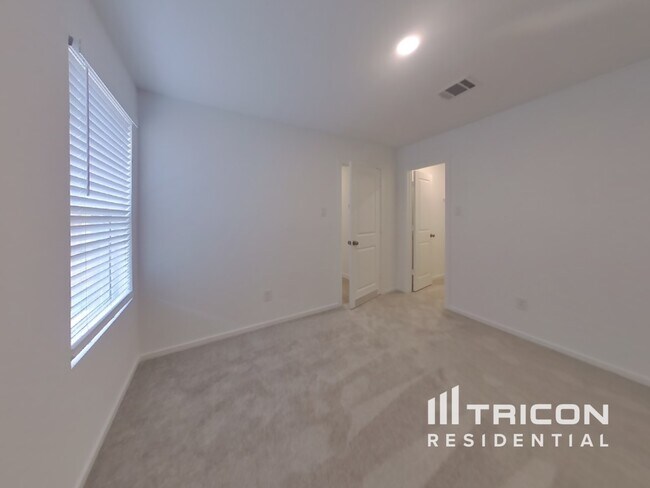 Building Photo - 3057 Merganser Ridge Dr