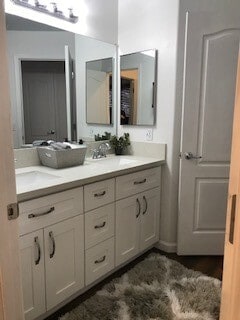 Building Photo - 705 W Queen Creek Rd