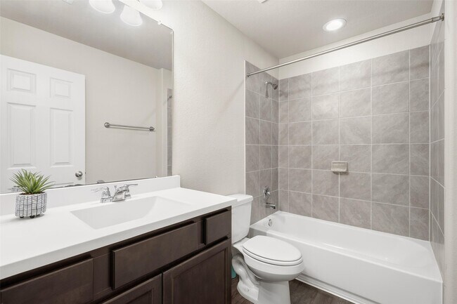 Building Photo - 6303 Cambrai Wood Ln