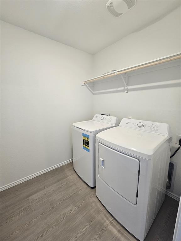 Building Photo - 2304 Blizzard Dr