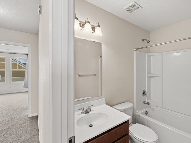 Building Photo - 15442 Eames Way