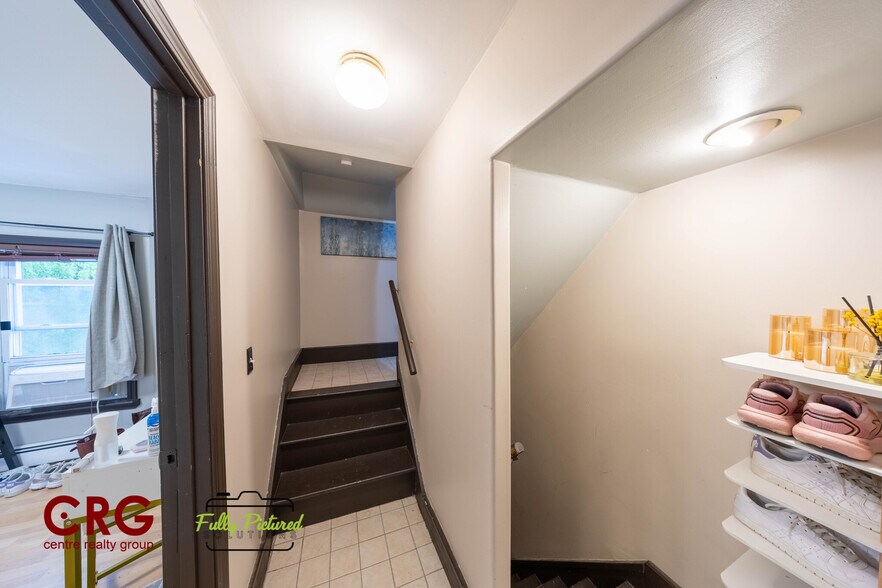 Building Photo - 11 Beecher Ter