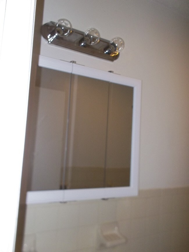 Building Photo - 232 Waterville St