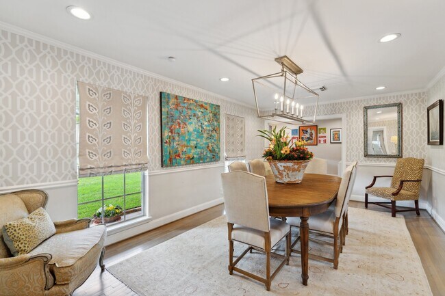 Building Photo - 6158 Burgoyne Rd