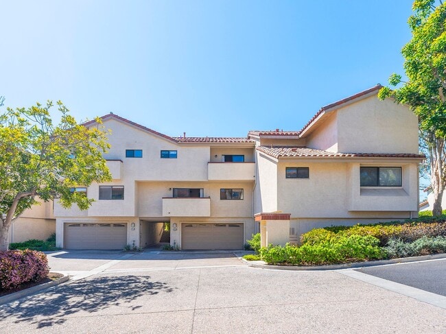 Building Photo - 4 Santa Cruz Ct