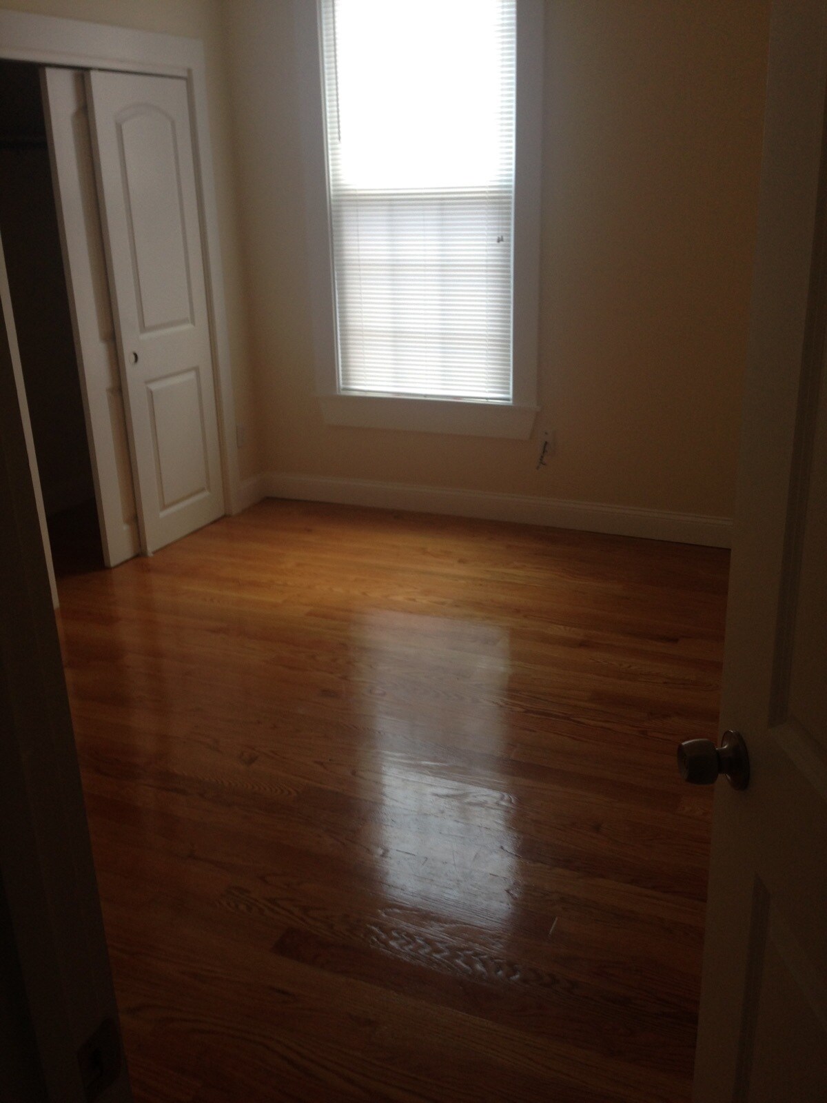 Building Photo - 406 Pawtucket St