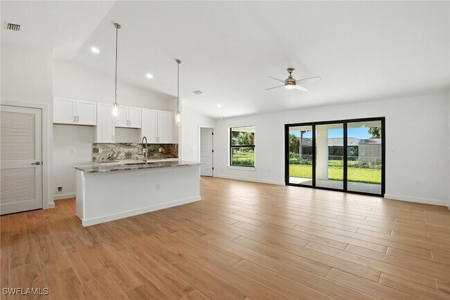 Building Photo - 2607 38th St SW