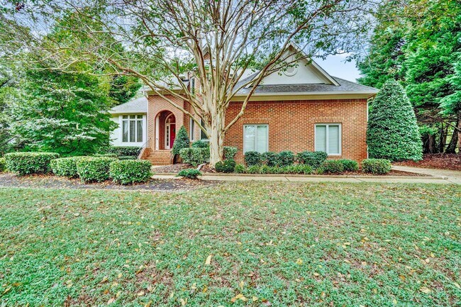 Building Photo - 1700 Jermyn Ln