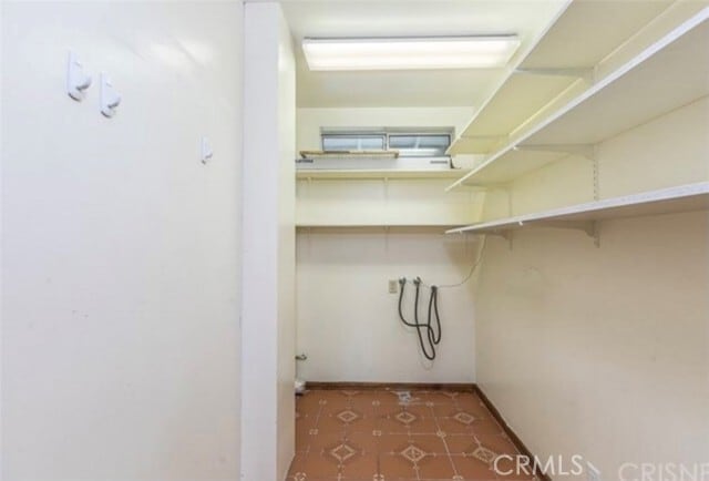 Building Photo - 26231 Larkhaven Pl