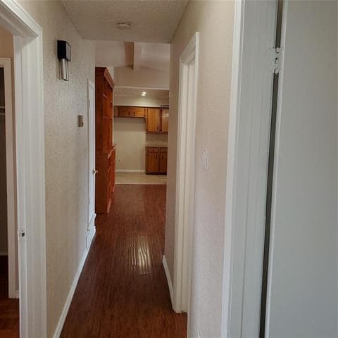 Building Photo - 1409 Archery Ln