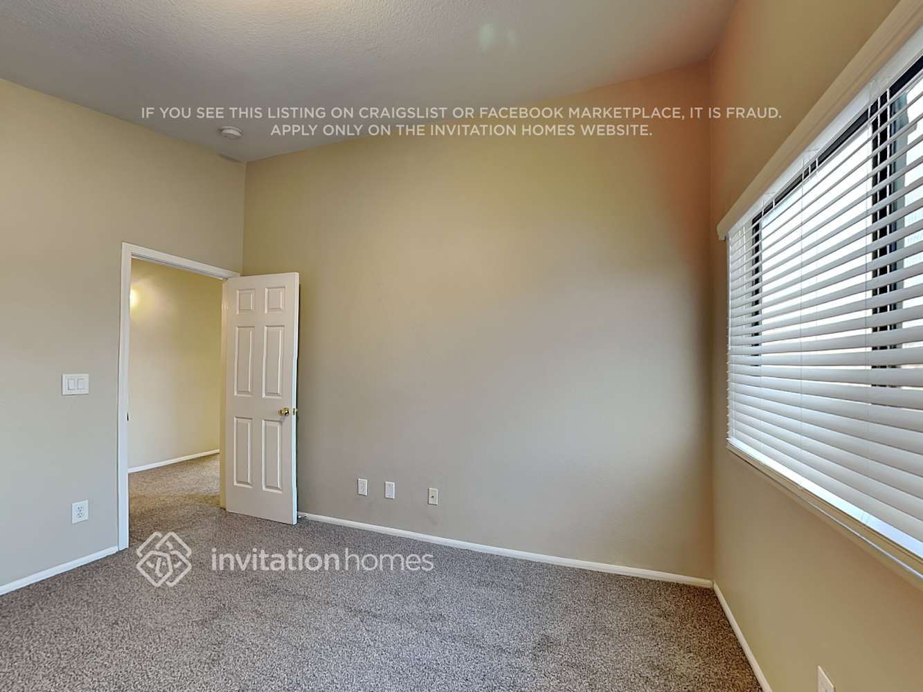 Building Photo - 3519 N 107th Dr