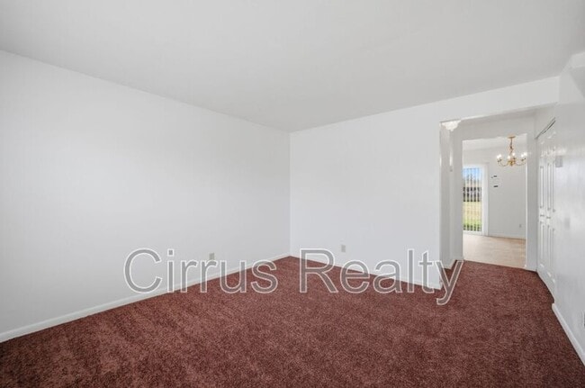 Building Photo - 2724 Peach St