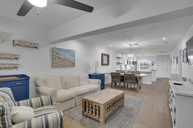 Building Photo - 2331 Croton Ln