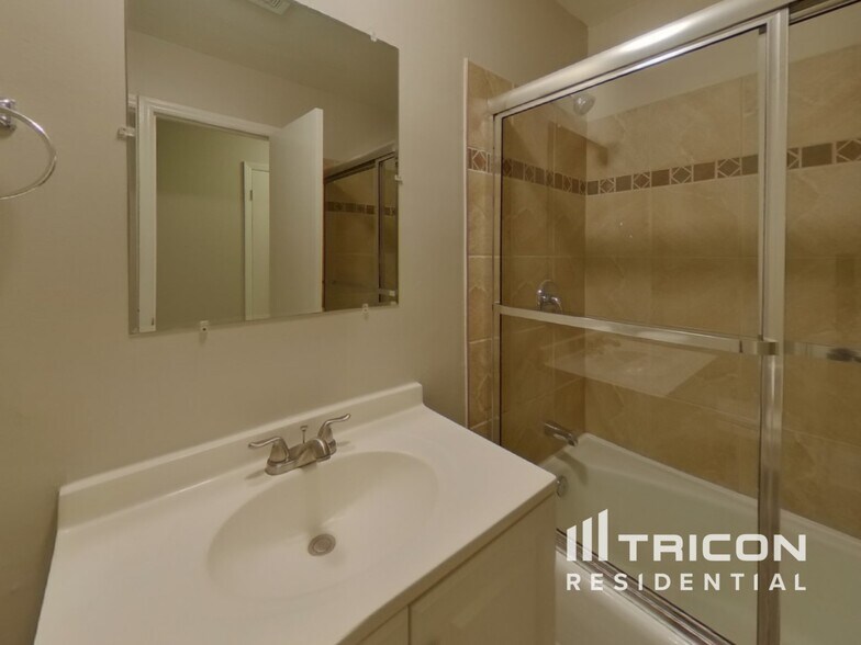 Building Photo - 6638 Brunning Glen Ct