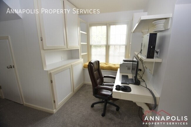 Building Photo - 307 Mainsail Dr