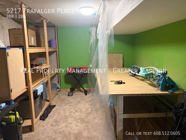 Building Photo - 5217 Trafalger Pl