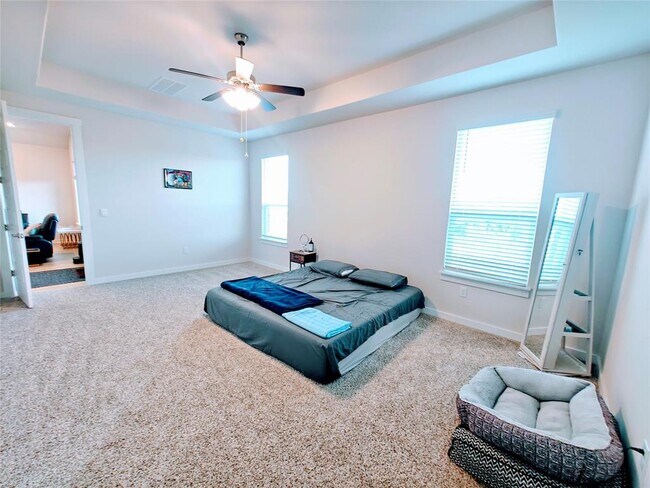 Building Photo - 228 Mystic Cyn Ln