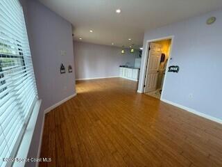 Building Photo - 225 S Tropical Trail