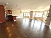 Building Photo - 81 Boylston St